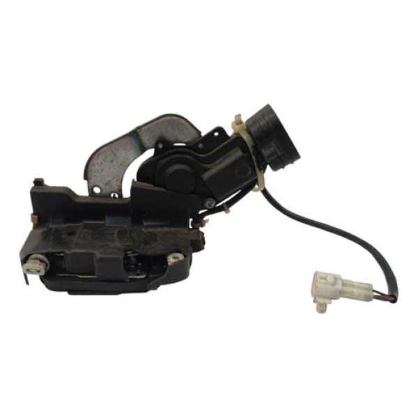 Fechadura Porta Diant Dir Chevrolet Tracker 2016 2017 2018