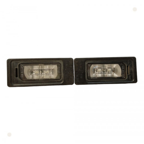 Par Luz Led Placa Audi Q3 2017 2018 