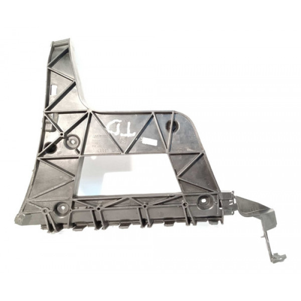 Guia Trava Parachoque Tras Direito Detalhe Audi A4 2011 2015