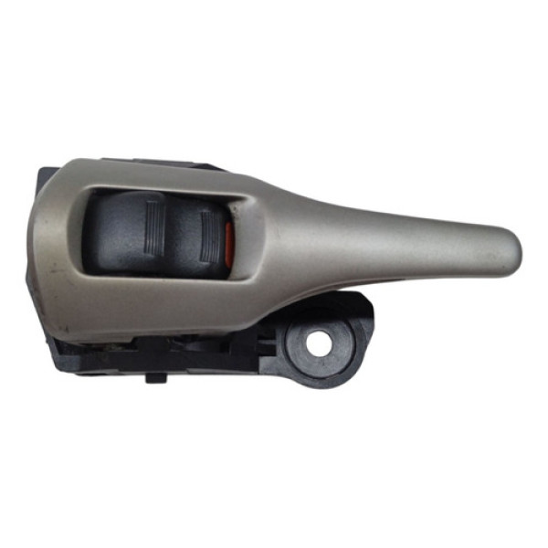 Maçaneta Interna Dianteira Esquerda Toyota Corolla 2010 2011