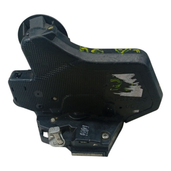 Fechadura  Porta Tras Esq Toyota Corolla 2008 Detalhe 